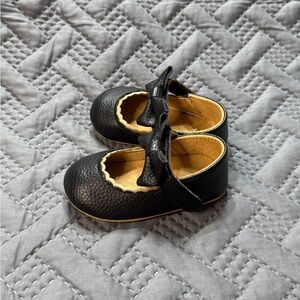 Mary Jane/Faux Leather Dress Shoes with Bow